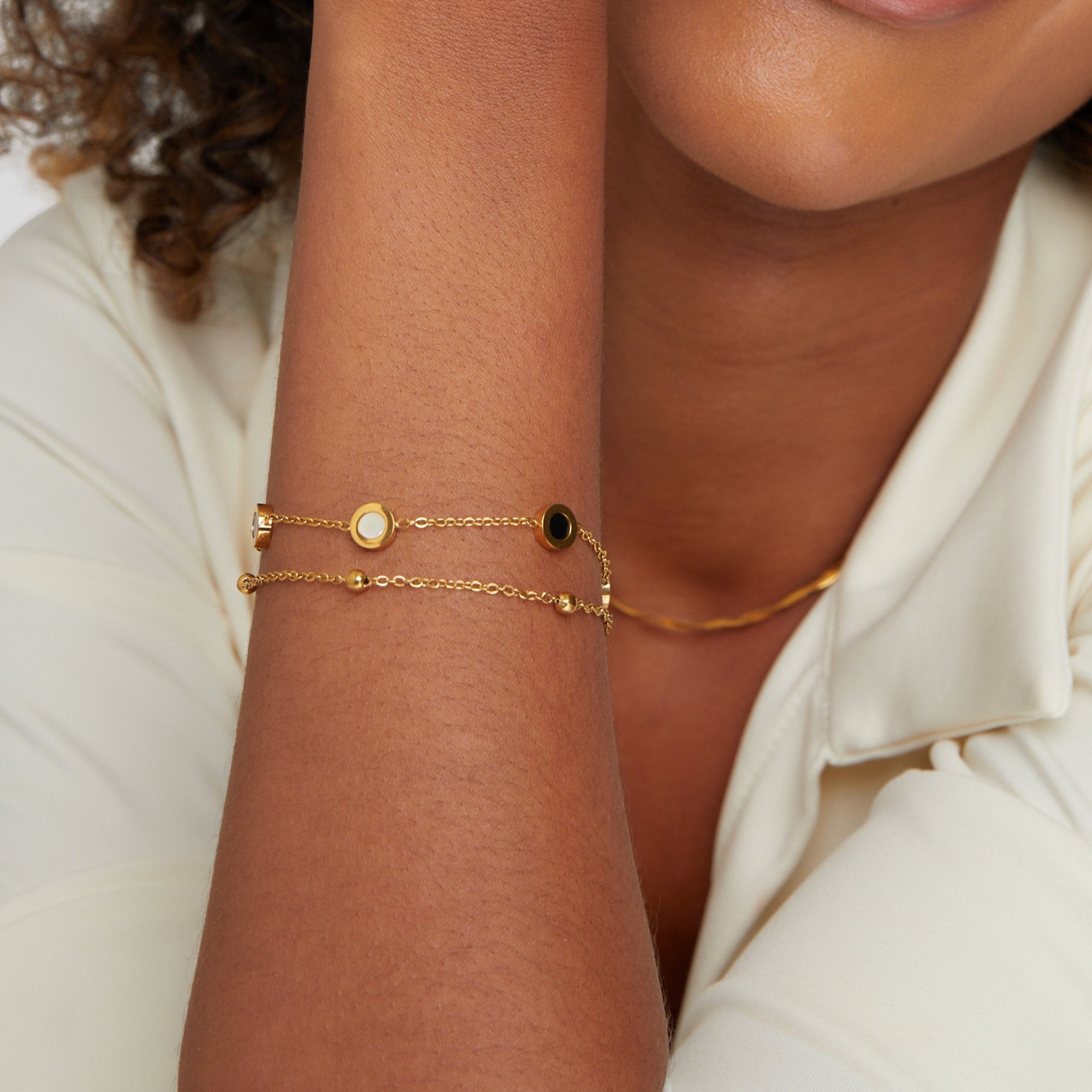 Bracelet Onyx et Pierre Blanche
