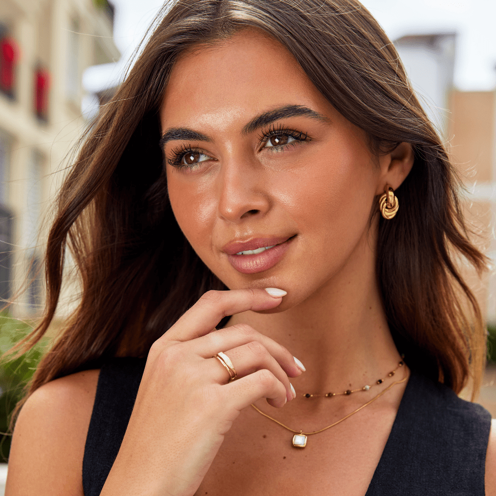 Boucles d'oreilles créoles torsadées Arla
