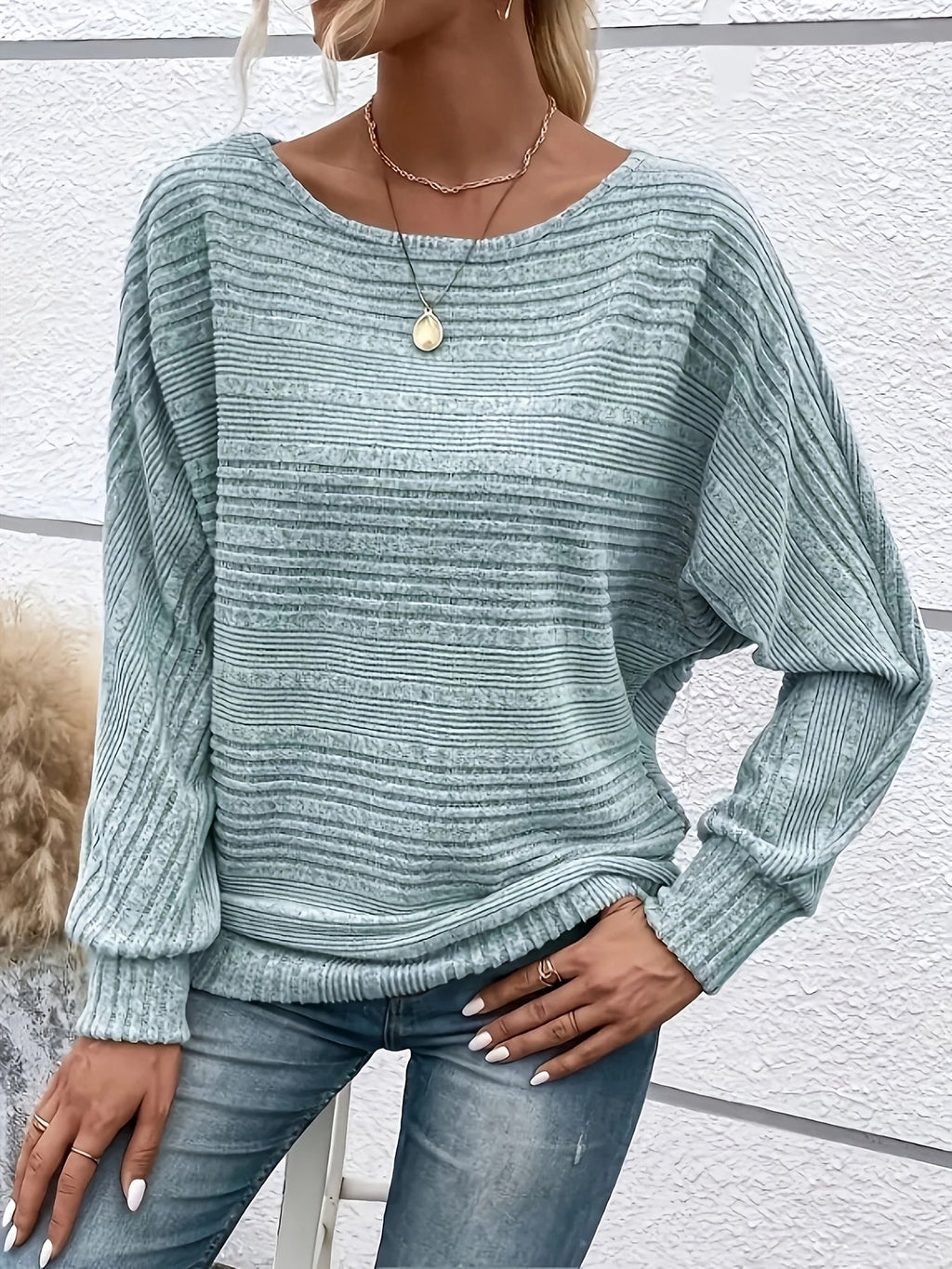 Sophie | Pull décontracté uni à col rond et manches larges