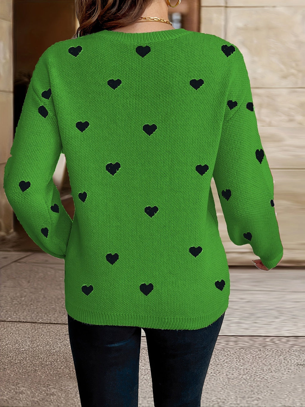 Sophie | Pull de Saint-Valentin avec motif de cœurs et col rond