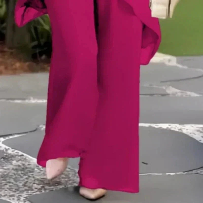 Costume avec pantalons palazzo drapés