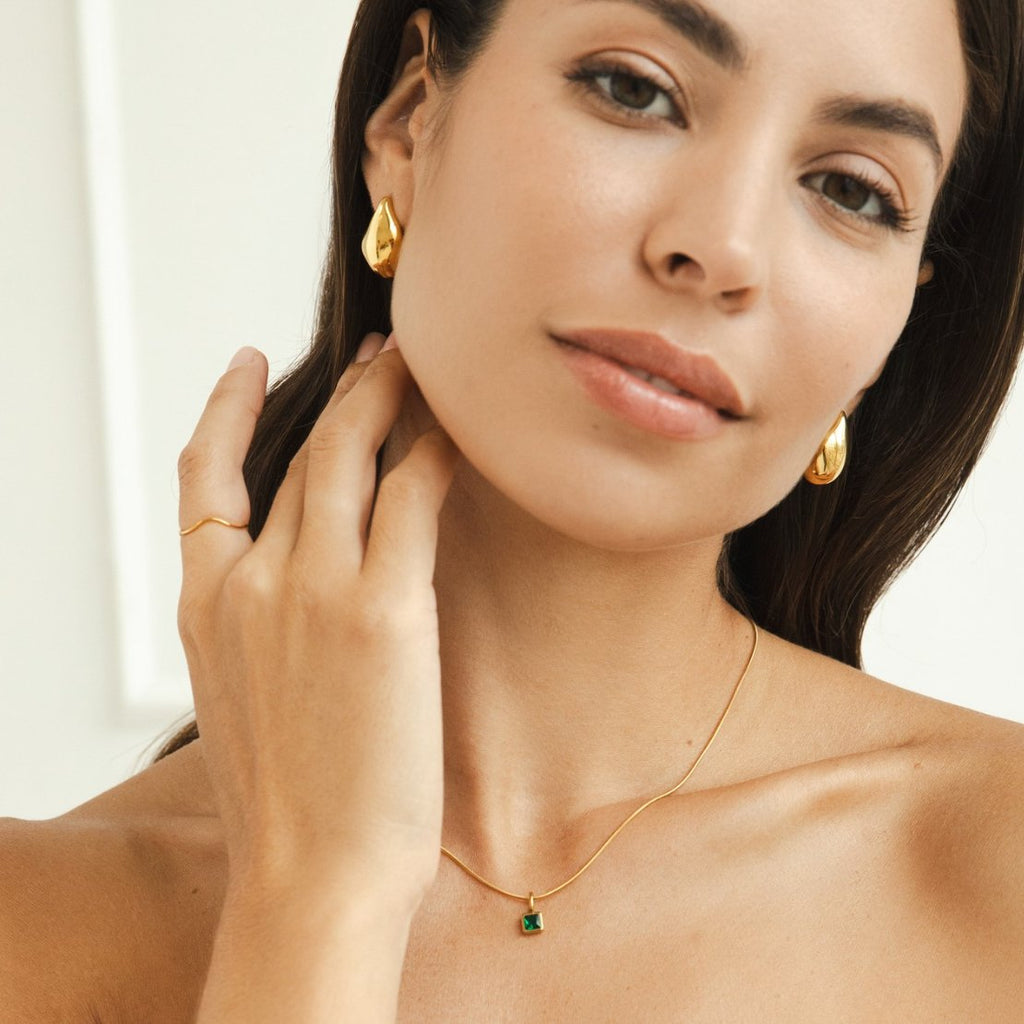 Collier de naissance carré
