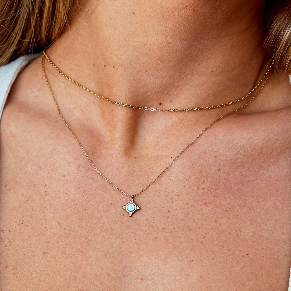 Collier vintage bleu