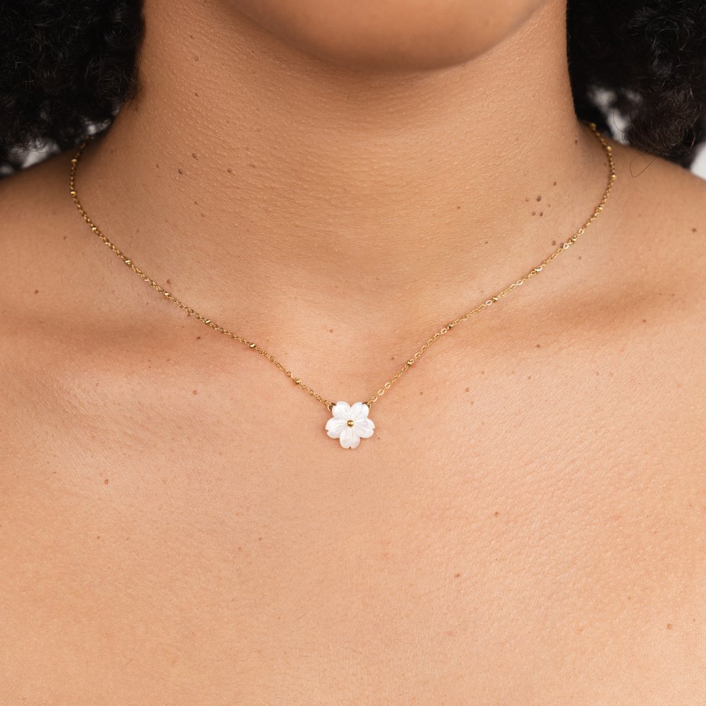 Collier fleuri Claudine